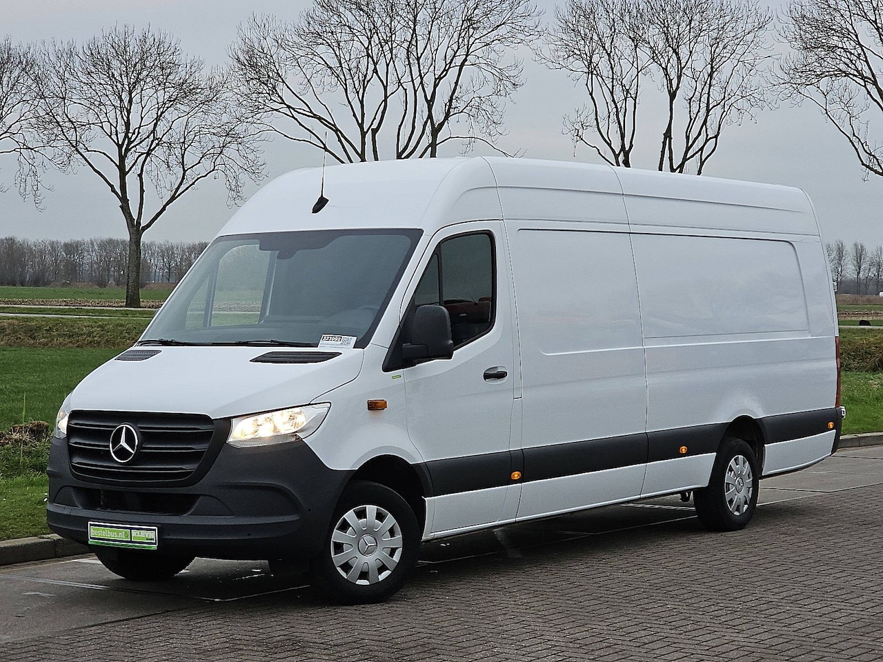 Mercedes-Benz Sprinter - 317 1.9 CDI L4H2 Airco Mbux 170Pk 360Camera Euro6! - AutoWereld.nl
