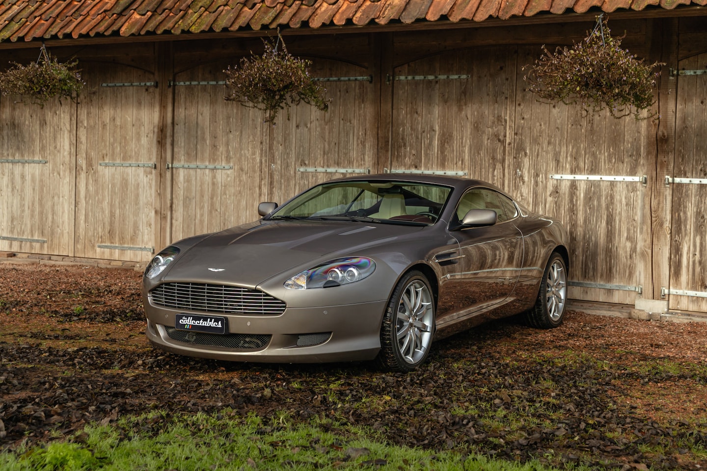 Aston Martin DB9 - 5.9 V12 Touchtronic Coupe - AutoWereld.nl