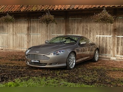 Aston Martin DB9 - 5.9 V12 Touchtronic Coupe