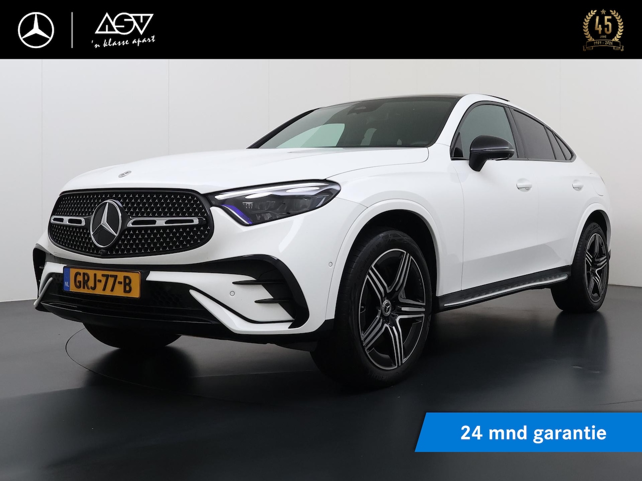 Mercedes-Benz GLC-klasse Coupé - 300e 4MATIC AMG Line Panoramadak, wegklapbare trekhaak, Adaptieve cruisecontrol - AutoWereld.nl