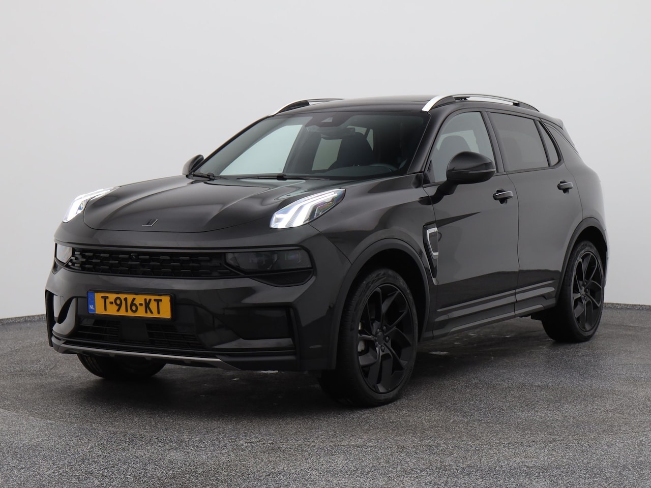 Lynk & Co 01 - 1.5 Plug-in Hybrid | 360° | BLACK | ZWARTE HEMEL | NLD AUTO - AutoWereld.nl
