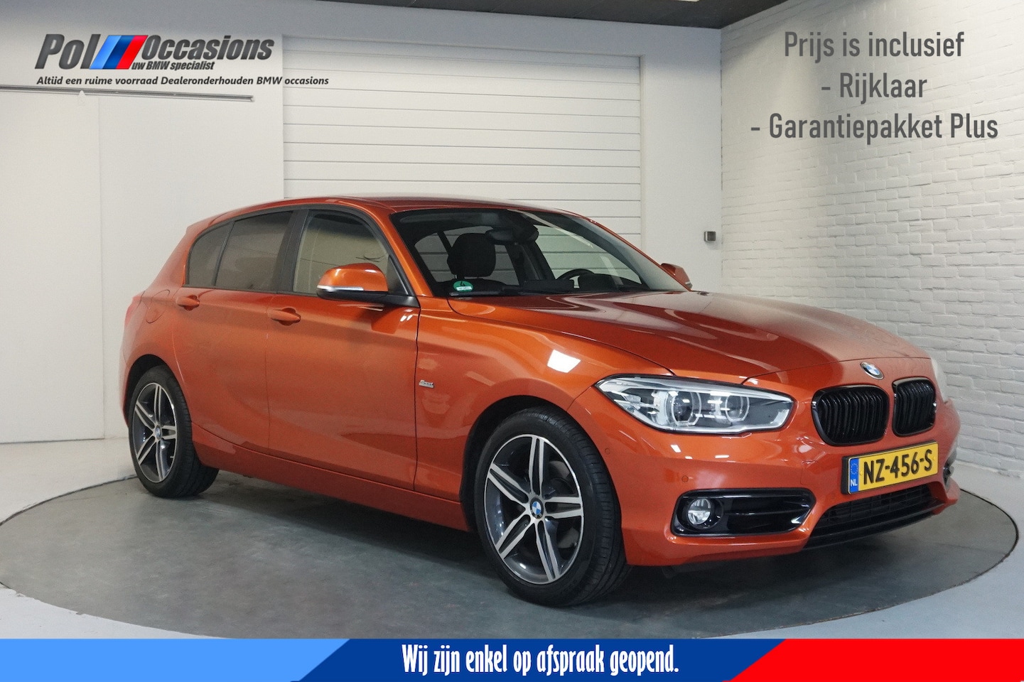 BMW 1-serie - 118i Sportline | Automaat | Leder | Navig | LED | Valencia orange - AutoWereld.nl