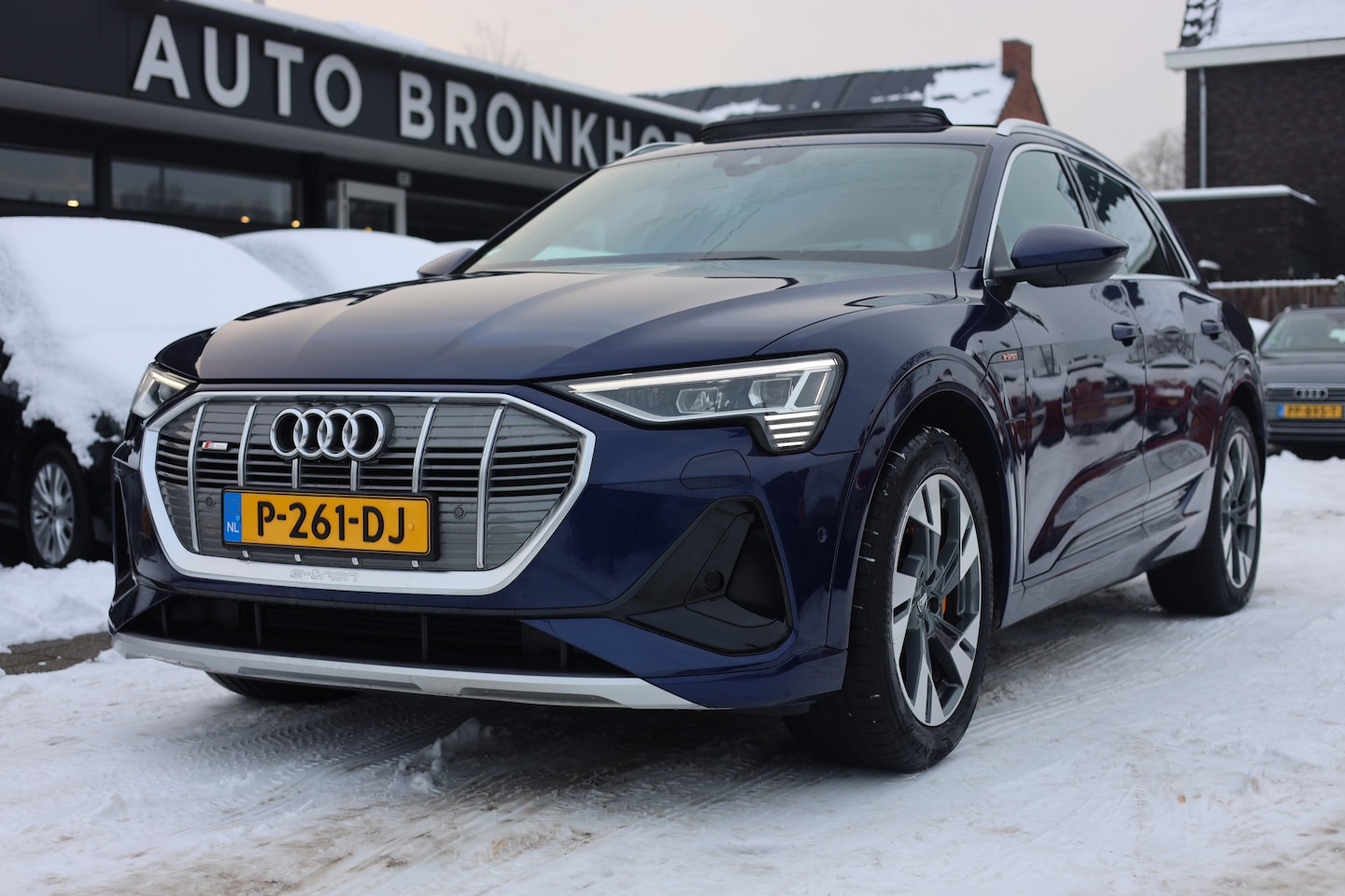Audi e-tron - E-TRON 55 QUATTRO | S-LINE | PANO | CAMERA | ACC - AutoWereld.nl