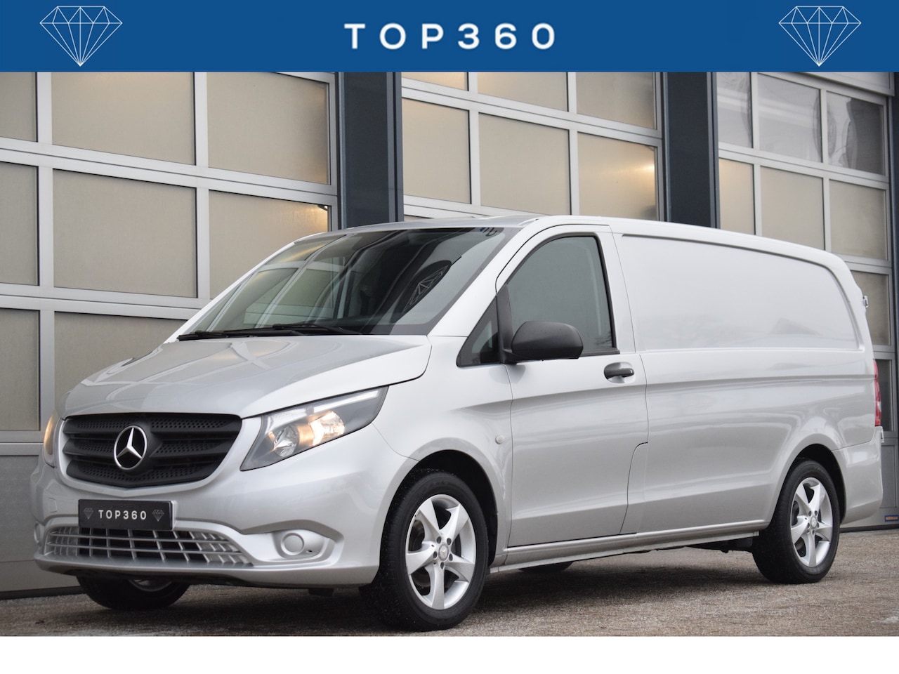 Mercedes-Benz Vito - 116 CDI Lang Bumpers in kleur | Trekhaak | Camera | 3 pers. - AutoWereld.nl