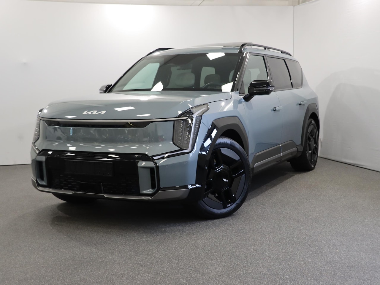 Kia EV9 - GT-Line AWD 99.8 kWh | € 3000 korting | €700 korting op laadpaal | Private Lease vanaf €11 - AutoWereld.nl
