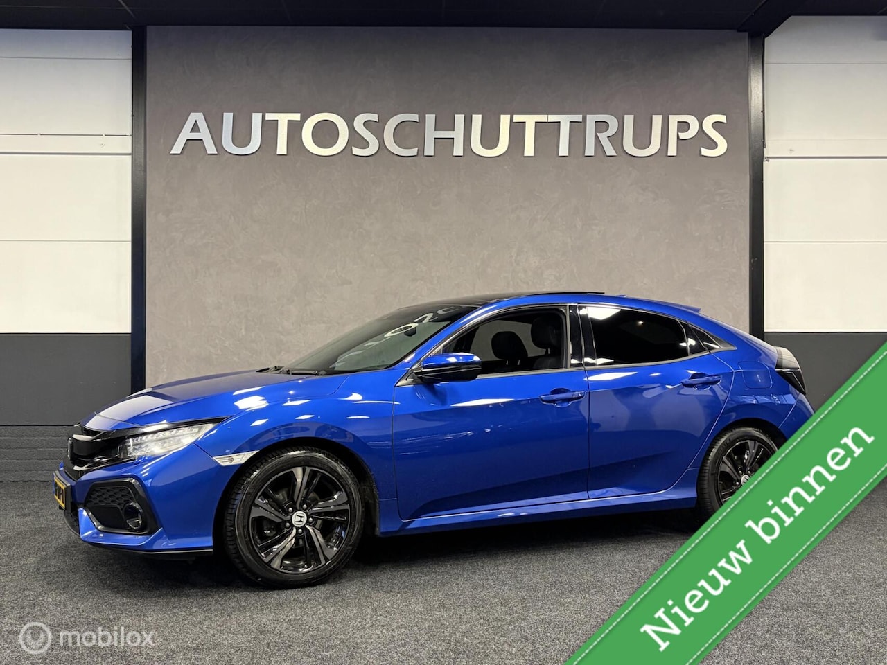 Honda Civic - 1.0 i-VTEC Executive PANO / AUTOMAAT / TOP ONDERHOUDEN - AutoWereld.nl