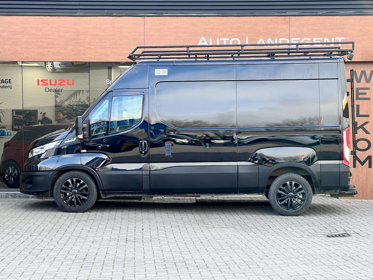 Iveco Daily - 35S18HV 3.0 352L H2| Ex. BTW | NAV | DAB | Trekhaak | 3500kg trekgewicht | Bluetooth | LM- - AutoWereld.nl