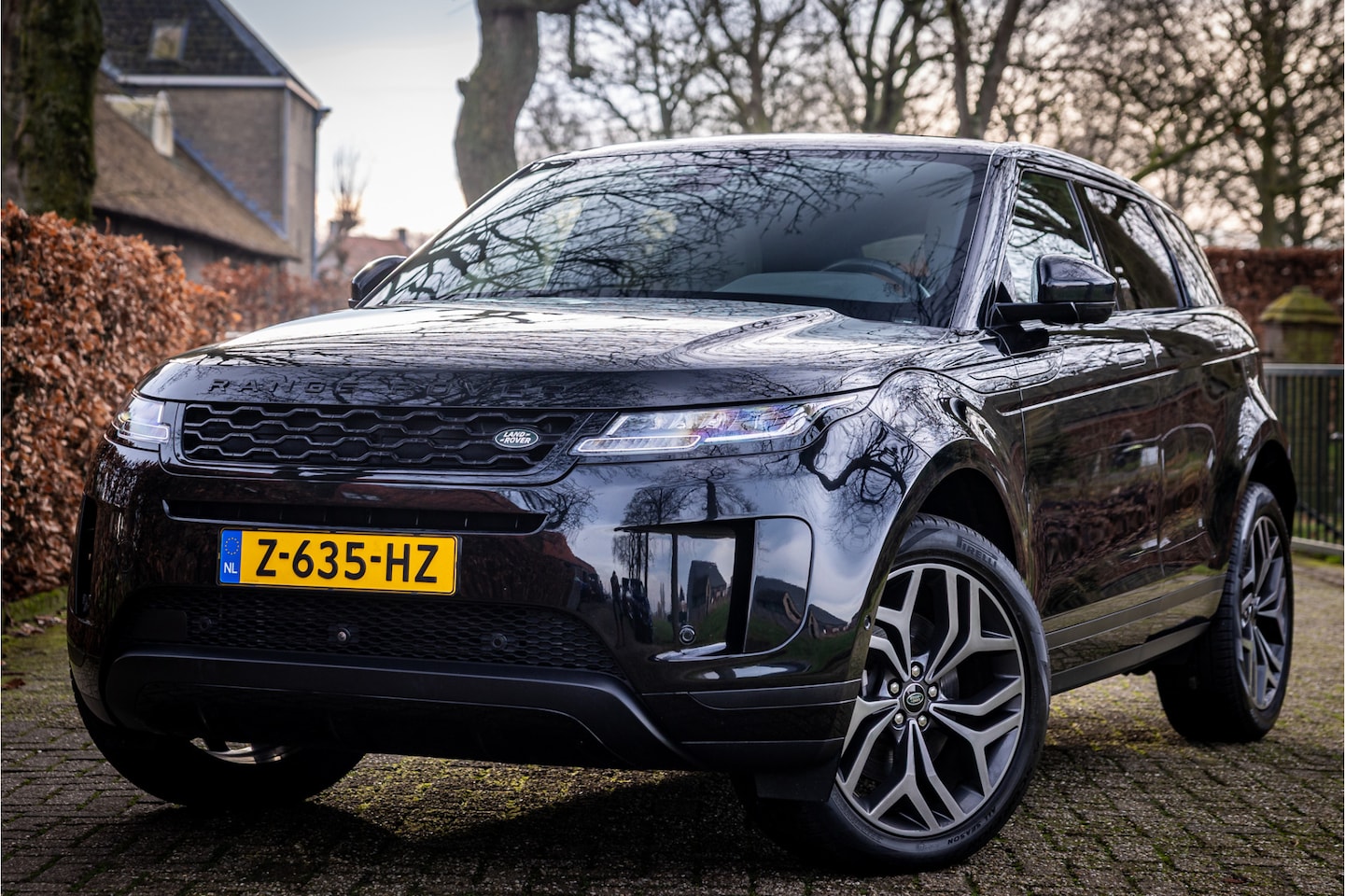 Land Rover Range Rover Evoque - 2.0 P200 AWD R-Dynamic SE Panorama 360 Camera Leder - AutoWereld.nl