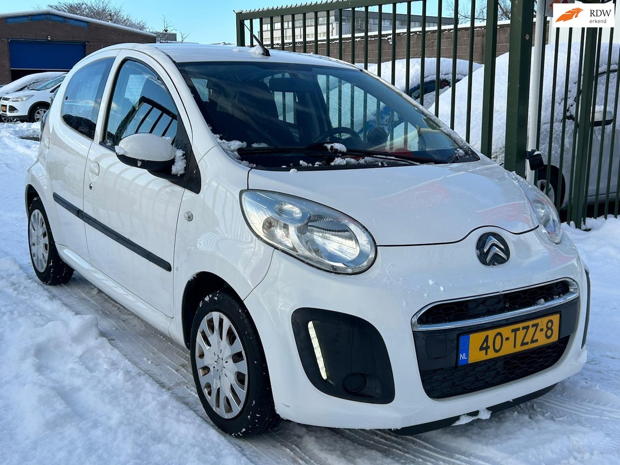 Citroën C1 - 1.0 Tendance Automaat 1e eigenaar dealer onderhouden airco elektrische ramen cv op afs - AutoWereld.nl