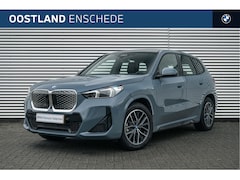 BMW iX1 - eDrive20 High Executive M Sport / Sportstoelen / M Adaptief onderstel / Comfort Access / A