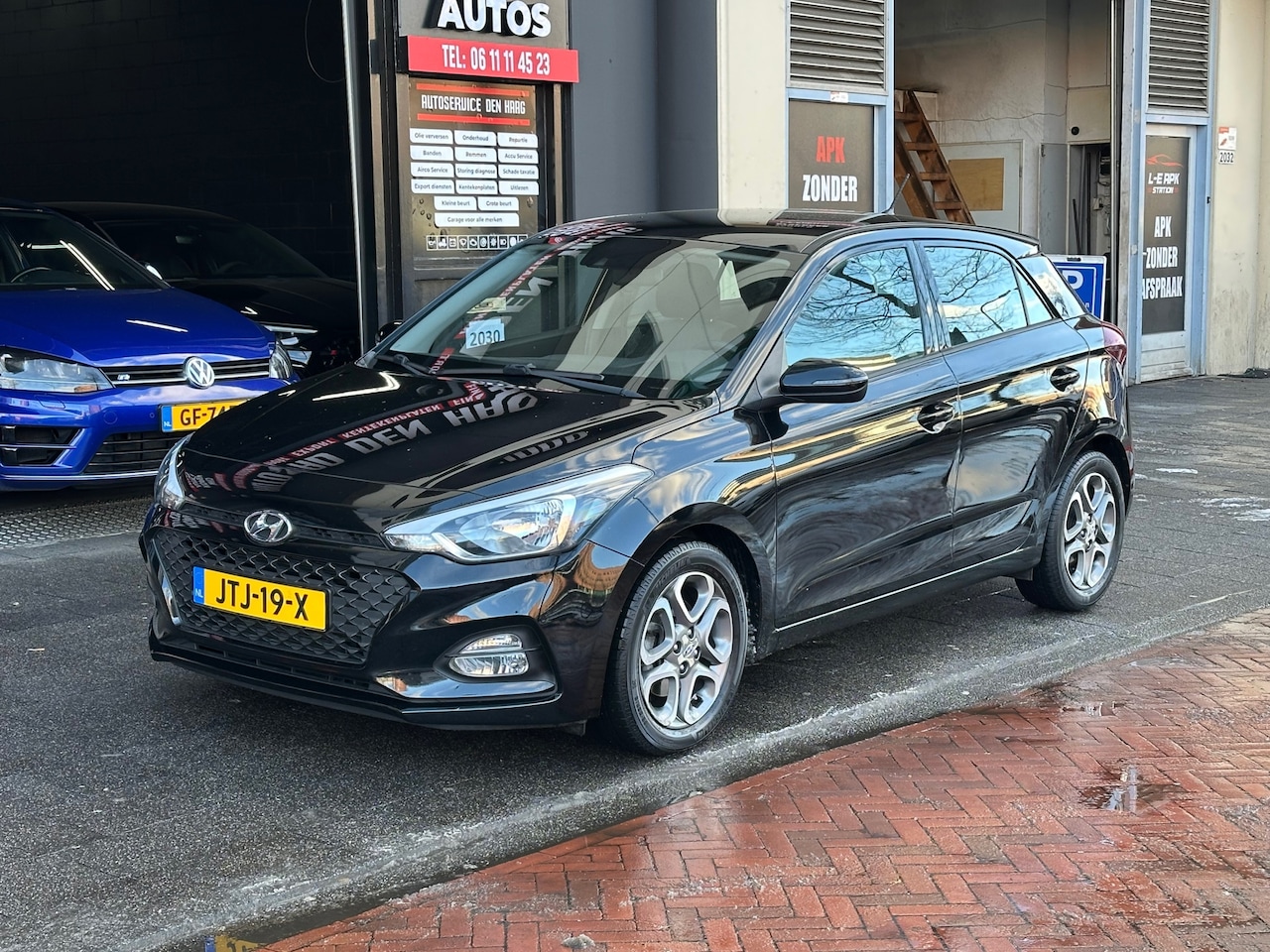 Hyundai i20 - 1.0 T-GDI Premium Aut Airco Stoel/Stuurverwarming PDC - AutoWereld.nl