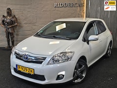 Toyota Auris - 1.8 Full Hybrid Executive Business|GARANTIE|AUTOMAAT|CRUISE|PARKSENS|NAVI|VELGEN|BLUETOOTH