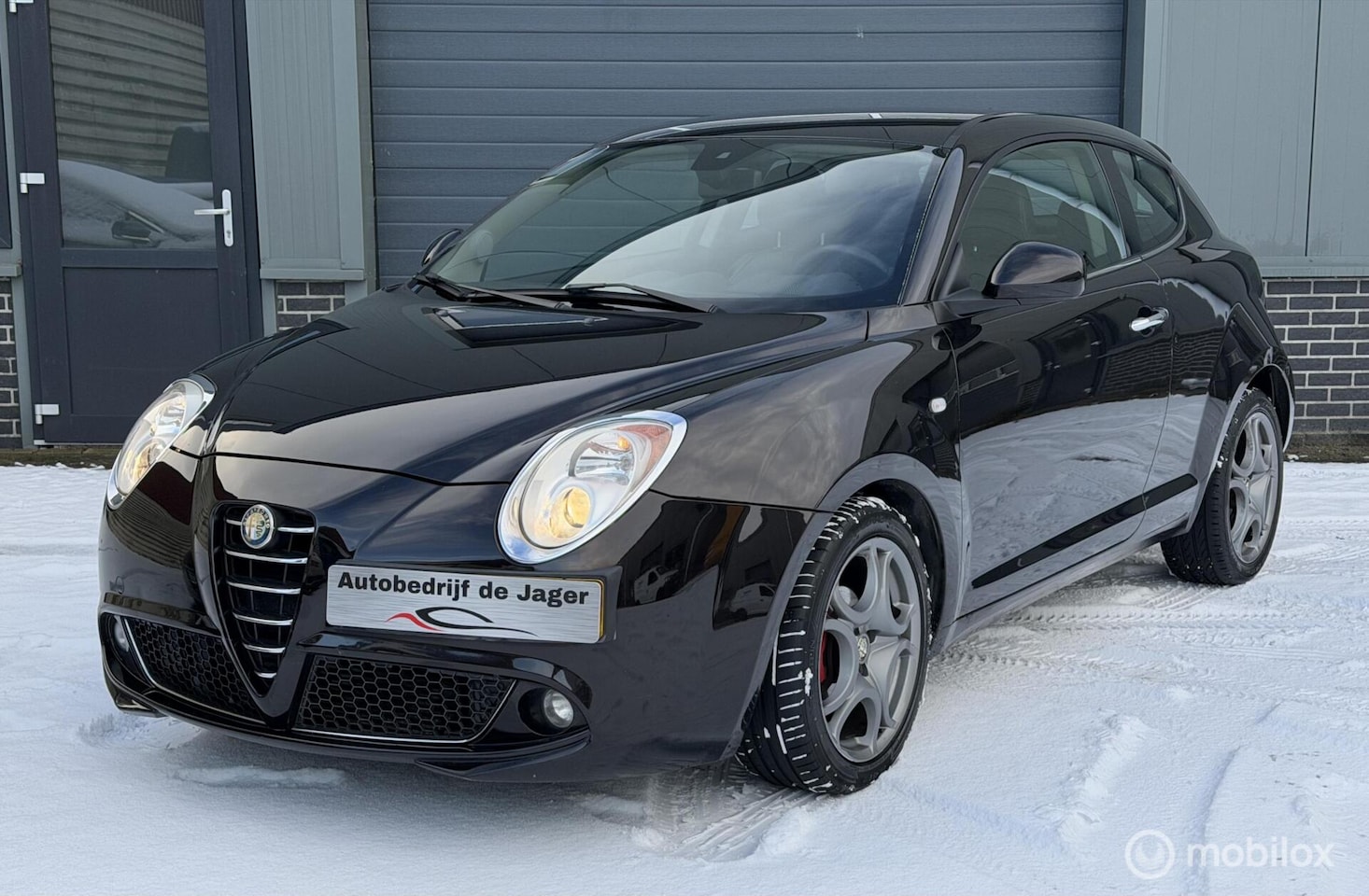 Alfa Romeo MiTo - 0.9 TwinAir Distinctive/ NAV./ LEDEREN BEKL. - AutoWereld.nl