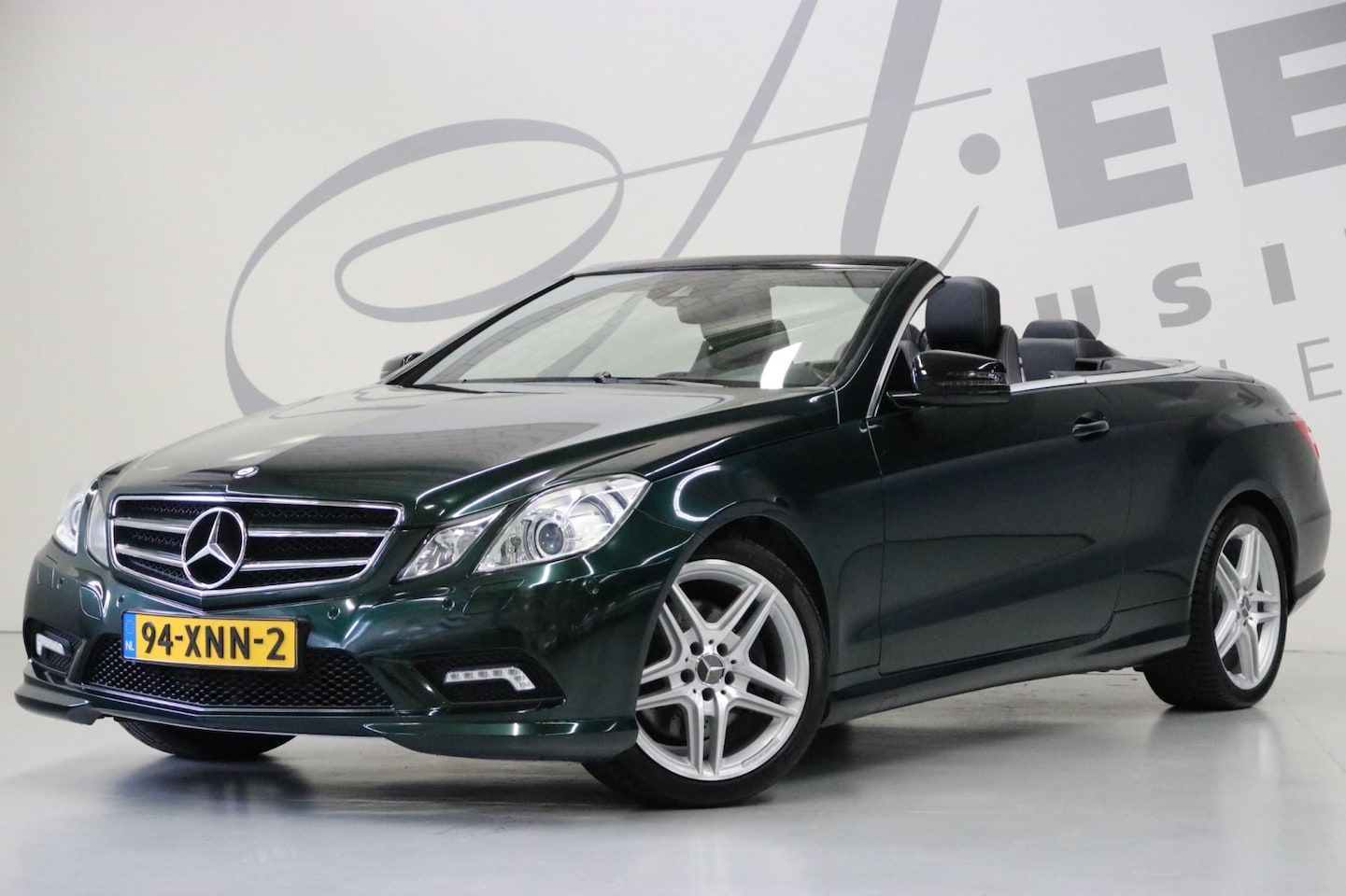 Mercedes-Benz E-klasse Cabrio - 200 AMG-styling/NAP/origineel NL - AutoWereld.nl