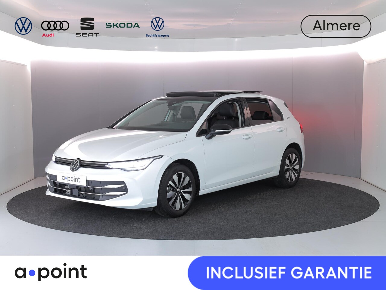 Volkswagen Golf - 1.5 TSI Life Goal 116 pk | Verlengde garantie | Navigatie via App| Panoramadak | Parkeerse - AutoWereld.nl