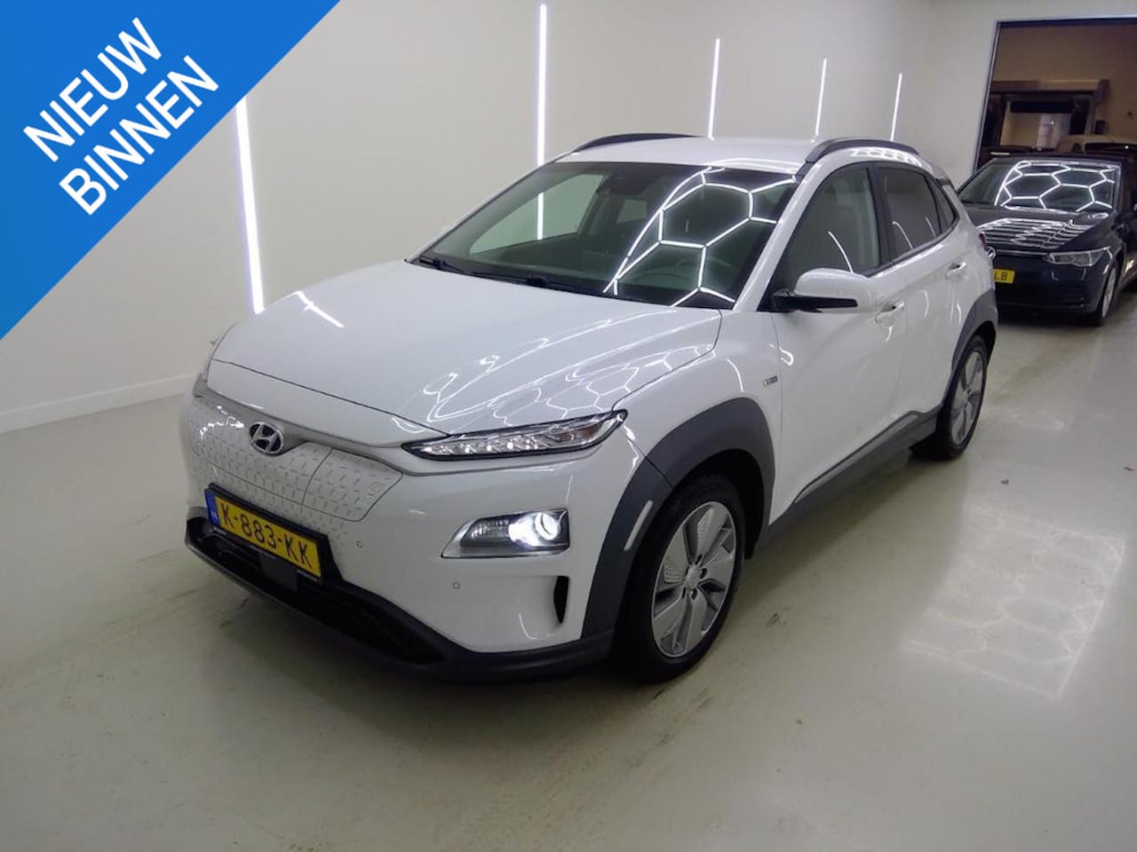 Hyundai Kona Electric - EV LIMITED 64 KWH I TREKHAAK I 100% SOH I 3 FASE LADEN I APPLE CARPLAY - AutoWereld.nl