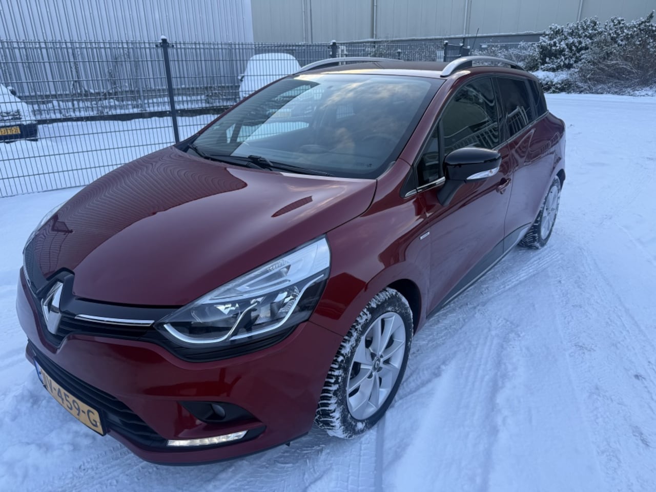 Renault Clio Estate - 0.9 TCe Limited Airco nw apk !! - AutoWereld.nl