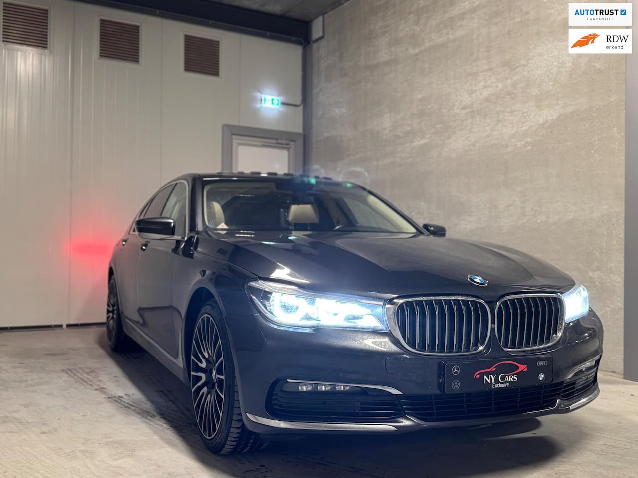 BMW 7-serie - 740i High Executive Softclose | 360 Camera | Sfeer | Pano | Nederlandse auto - AutoWereld.nl