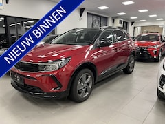 Opel Grandland - 1.2 TURBO GS-LINE 130PK / AUTOMAAT / NAVI / STOEL-STUURVERW. /