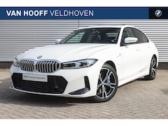 BMW 3-serie - 330e High Executive M Sport Automaat / Trekhaak / Sportstoelen / M Adaptief onderstel / Co