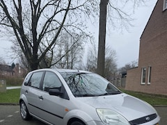 Ford Fiesta - 1.4-16V First Edition