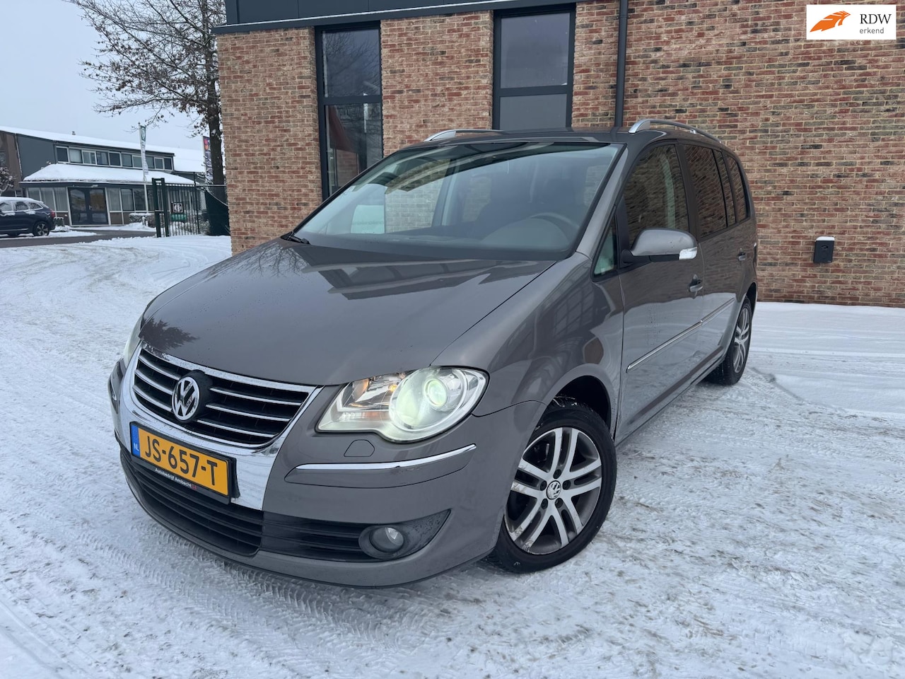 Volkswagen Touran - 1.4 TSI Highline Business 1.4 TSI Highline Business - AutoWereld.nl