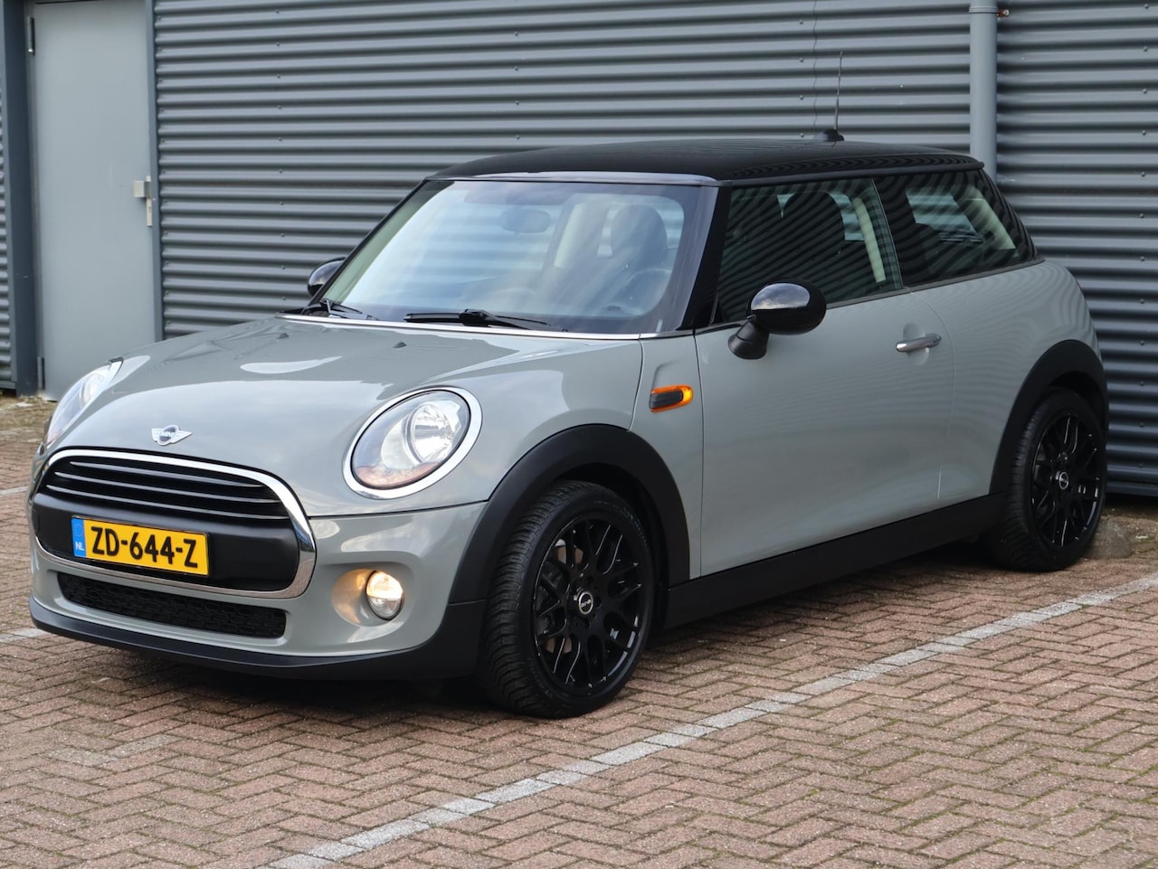 MINI One - Mini 1.2 Salt Business|Keyless|Nav|PDC|LMV|Nwe. APK|Automaat - AutoWereld.nl