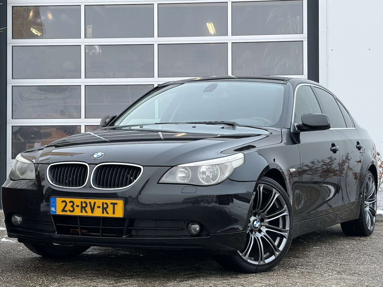 BMW 5-serie - 523i Executive 177pk | APK tot 24-12-2026! | Airco automatisch | Cruise control | Elektris - AutoWereld.nl