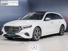 Mercedes-Benz E-klasse Estate - 300e AVANTGARDE * DIG.LIGHT, PANORAMA, TREKH, MEM, AGILITY, 360 CAM, WINTER * 1e EIG - UNF
