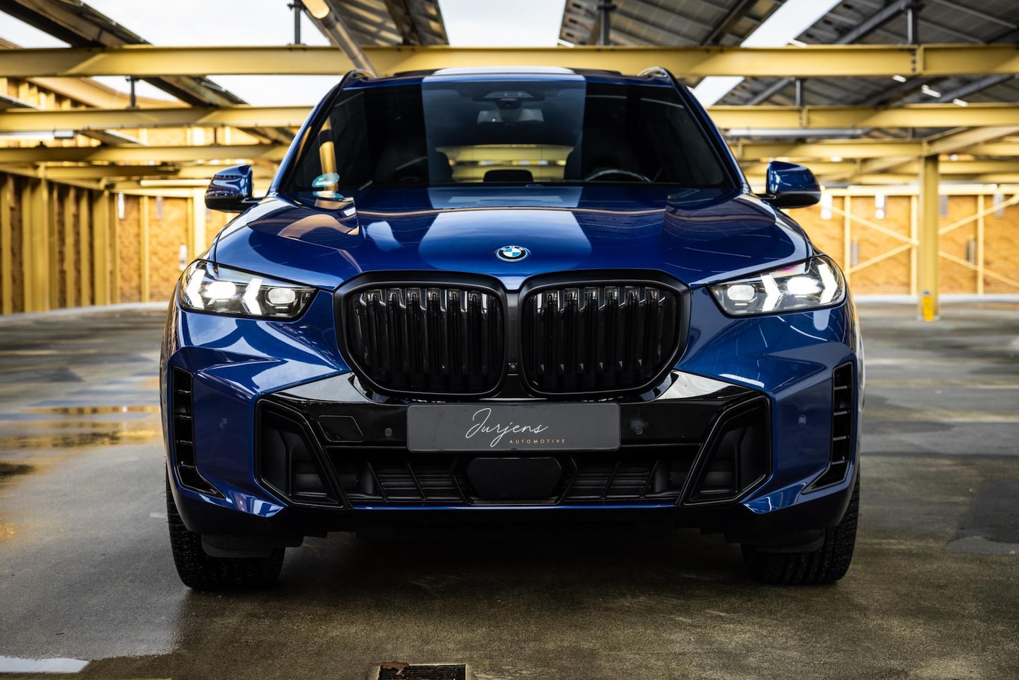 BMW X5 - XDrive 50e M-Sport | Individual | M Massage Zetels | BTW - AutoWereld.nl