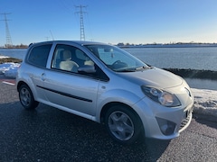 Renault Twingo - 1.2-16V 2011 airco Vredestein All Season banden nwe Apk