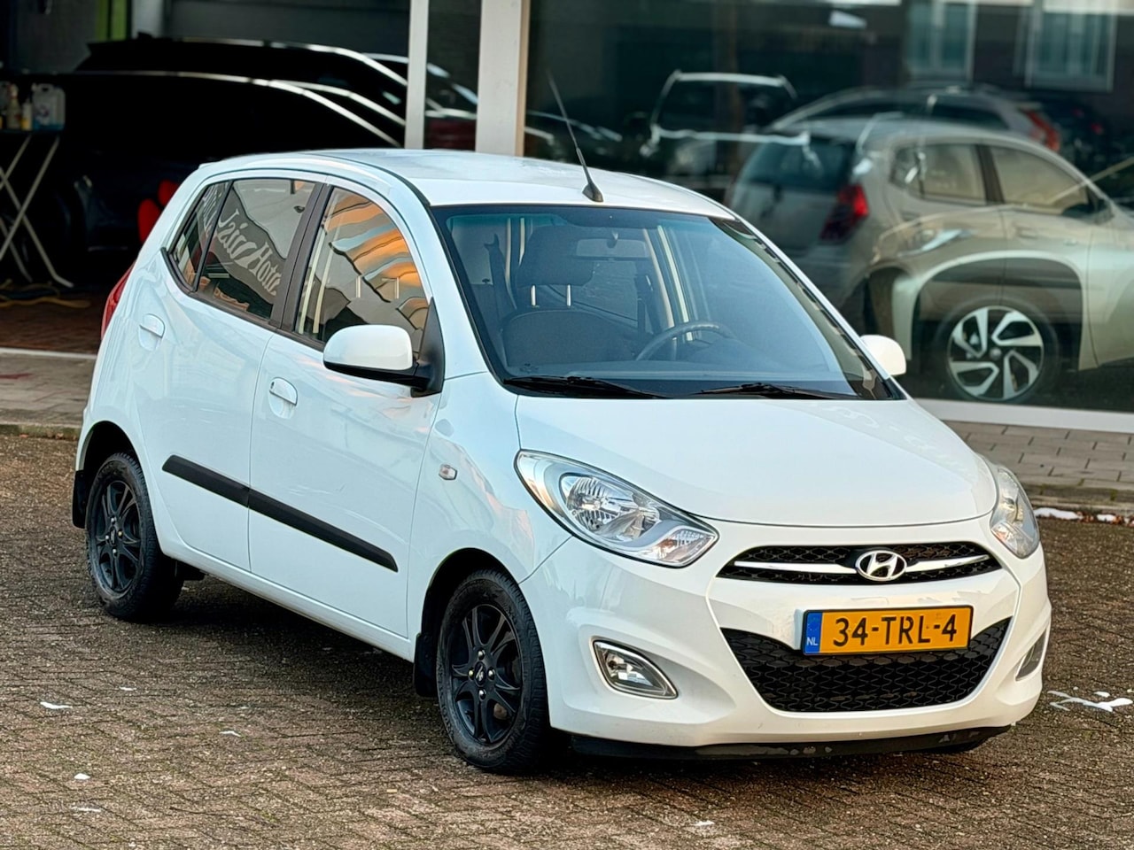 Hyundai i10 - 1.2 Plus|Airco|4 Nieuwe All Season banden|Airco|Betrouwbare auto - AutoWereld.nl