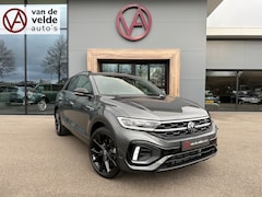 Volkswagen T-Roc - 1.5 TSI 150pk R-Line | Black style | Camera | Trekhaak | Dode hoek | Keyless | Rijklaar in