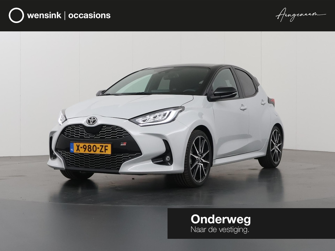 Toyota Yaris - 1.5 Hybrid GR Sport | Navigatie | Parkeercamera | Stoelverwarming | Head-Up | Keyless Go | - AutoWereld.nl