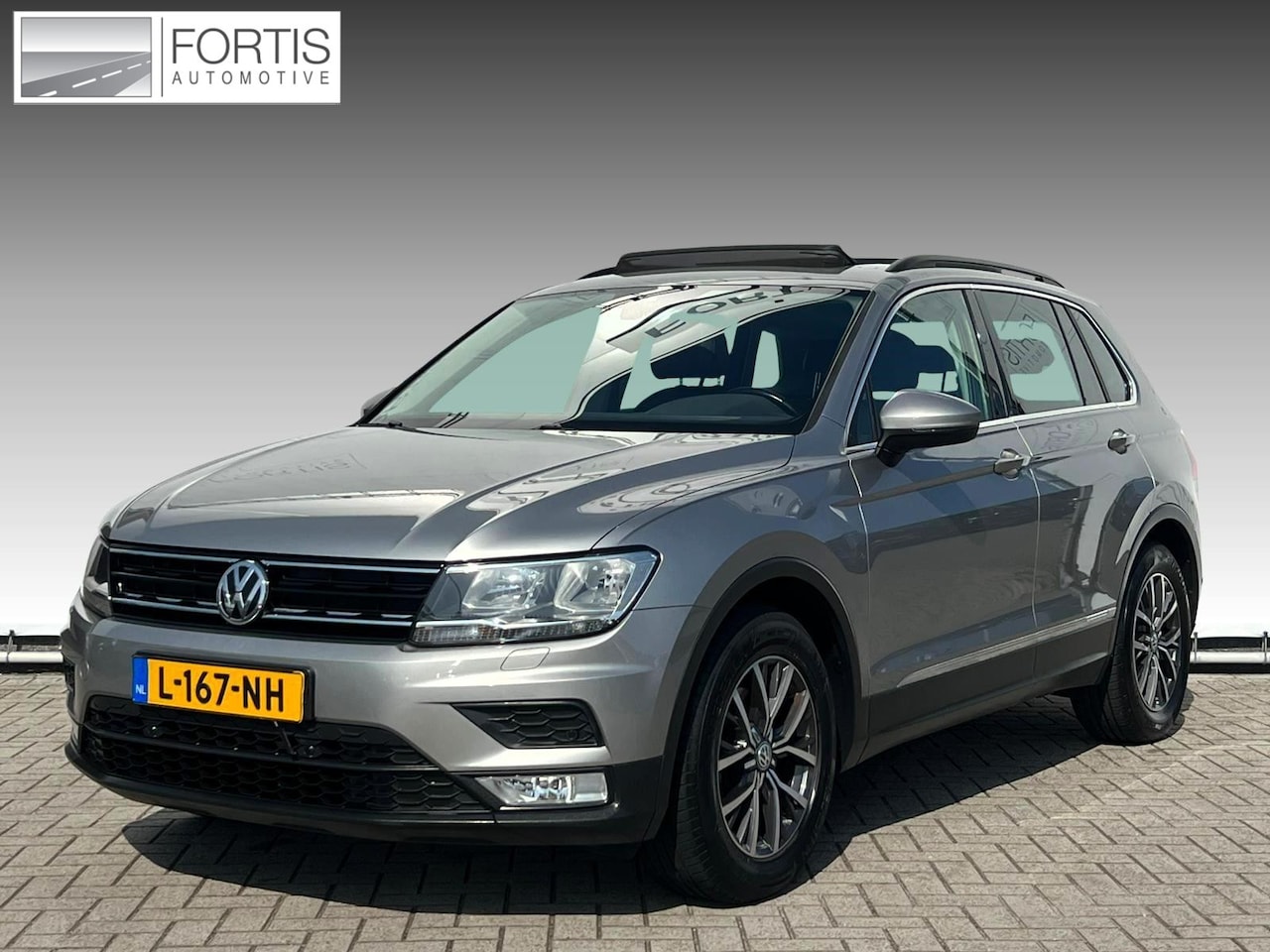 Volkswagen Tiguan - 1.4 TSI ACT Comfortline Business R PANO | LEDER | VIRTUAL COCKPIT | - AutoWereld.nl