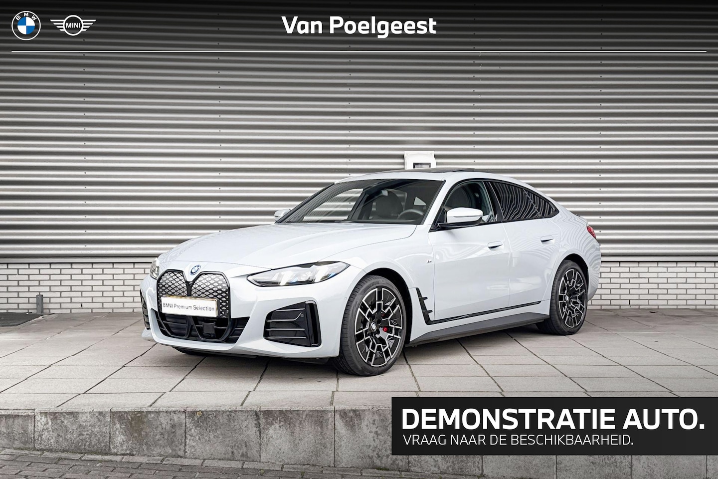 BMW i4 - eDrive35 M Sportpakket Pro / Comfort Pack / Schuif-/kanteldak / Achteruitrijcamera - AutoWereld.nl