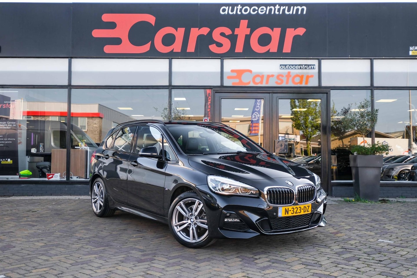 BMW 2-serie Active Tourer - 218i Business Edition Plus|M-Sport|Leer|Navi| - AutoWereld.nl