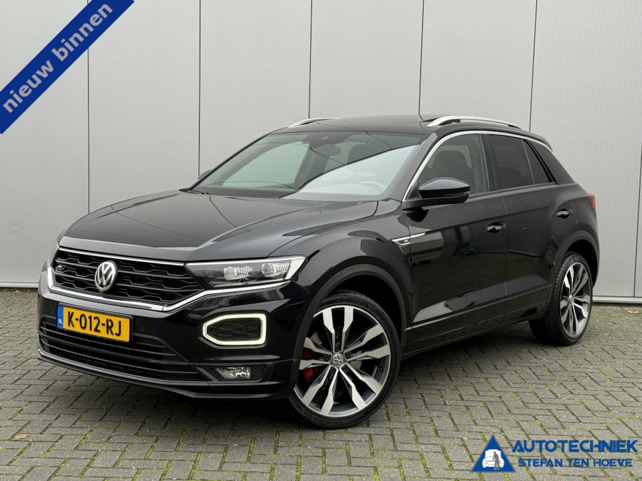 Volkswagen T-Roc - 1.5 TSI 3X R-LINE NIEUWJAARSAANBIEDING camera pano cruise - AutoWereld.nl