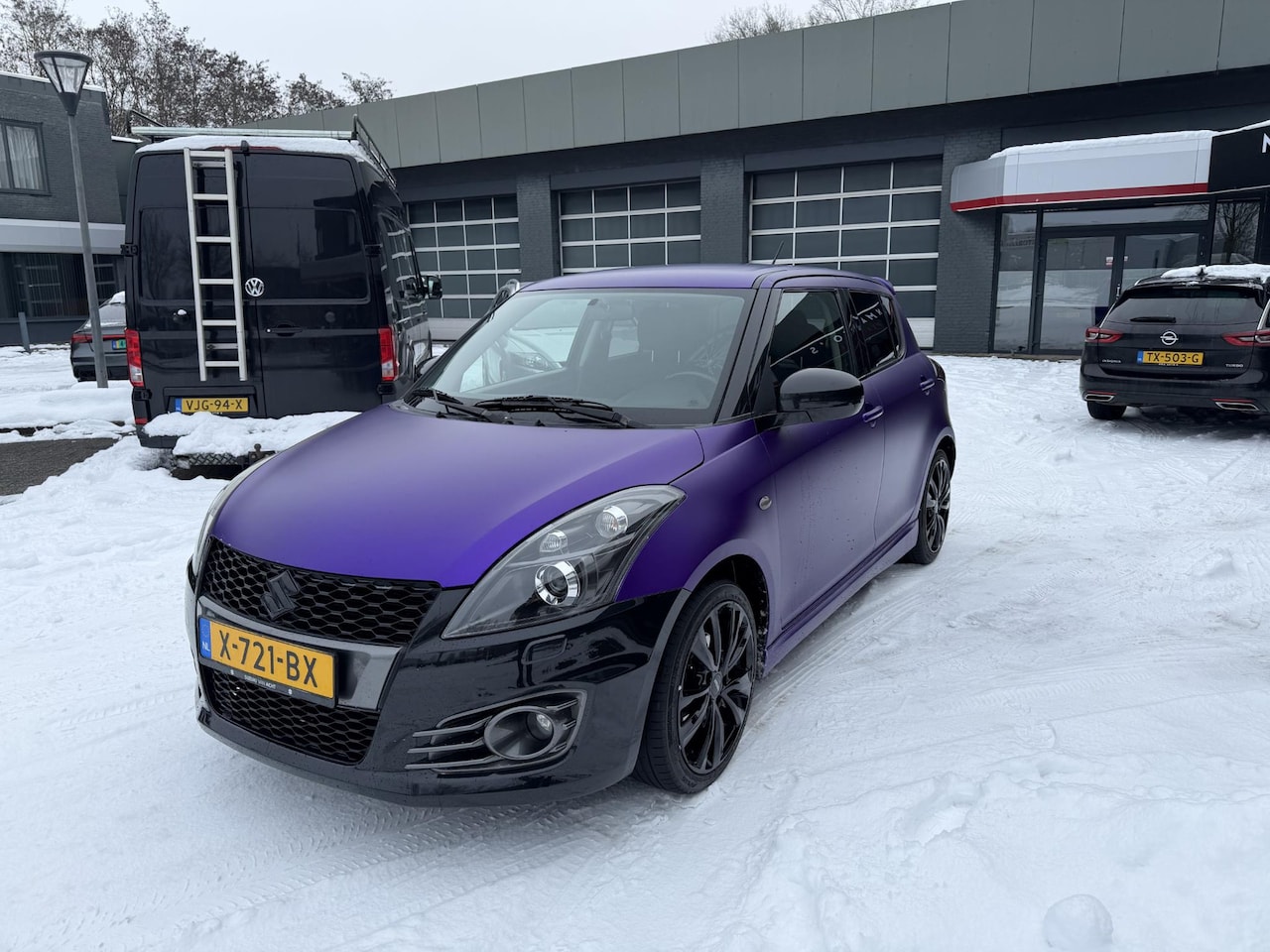 Suzuki Swift - 1.6 Sport 5DRS / UITLAAT SYSTEEM / SPORTIEF / KEYLESS GO / STOELVERWARMING - AutoWereld.nl