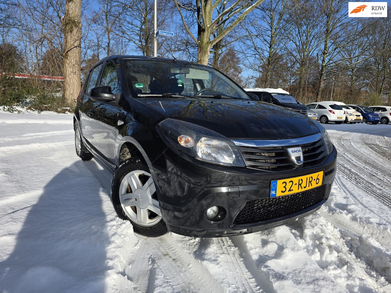 Dacia Sandero - 1.2 Blackline APK Airco Rijd en schakelt goed - AutoWereld.nl