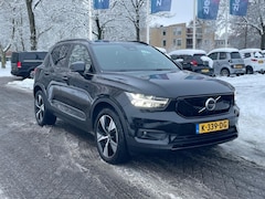 Volvo XC40 - Recharge P8 AWD R-Design - Carplay, Navi, Cruise, Leer, Camera, Stoelverw
