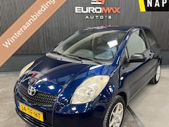 Toyota Yaris - 1.3 VVTi Terra NAP-Elektrische ramen & trekhaak