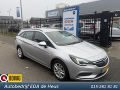 Opel Astra Sports Tourer - 1.0 Online Edition met o.a. cruise control, navigatie, airco, DAB, bluetooth, boekjes aanw