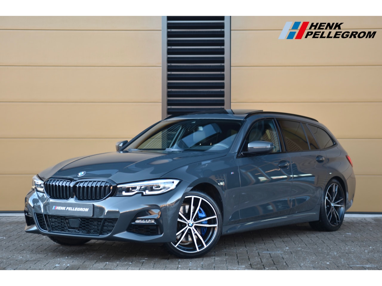 BMW 3-serie Touring - 320i Business Edition * Panoramadak * M-Sport * M-Sportremmen * Hifi * - AutoWereld.nl