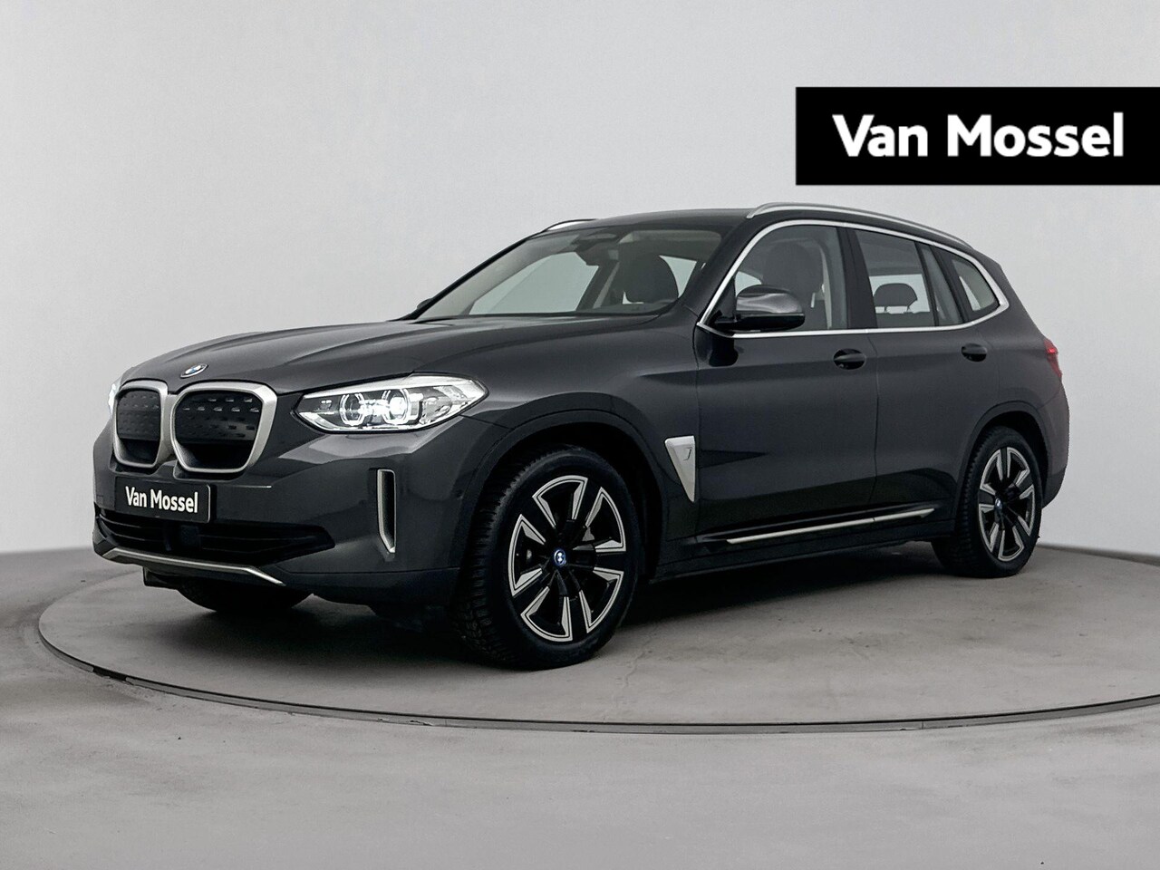 BMW iX3 - Executive 80 kWh | PANORAMADAK | NAVIGATIE | LEDER | LED | CAMERA - AutoWereld.nl