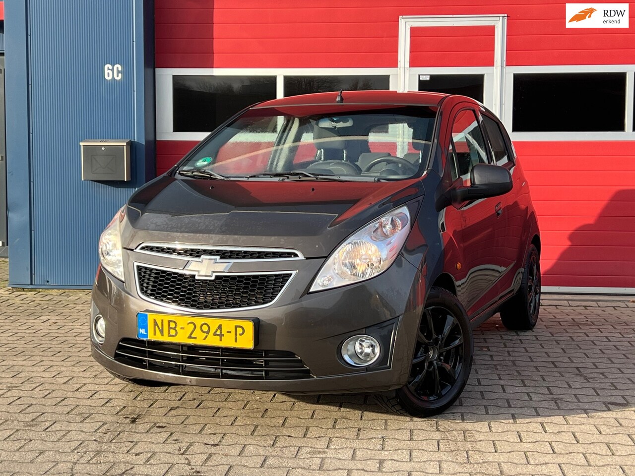 Chevrolet Spark - 1.0 16V LT | '' 183.000 KM '' + Airco + 5-Drs Nu € 2.999,-!!! - AutoWereld.nl