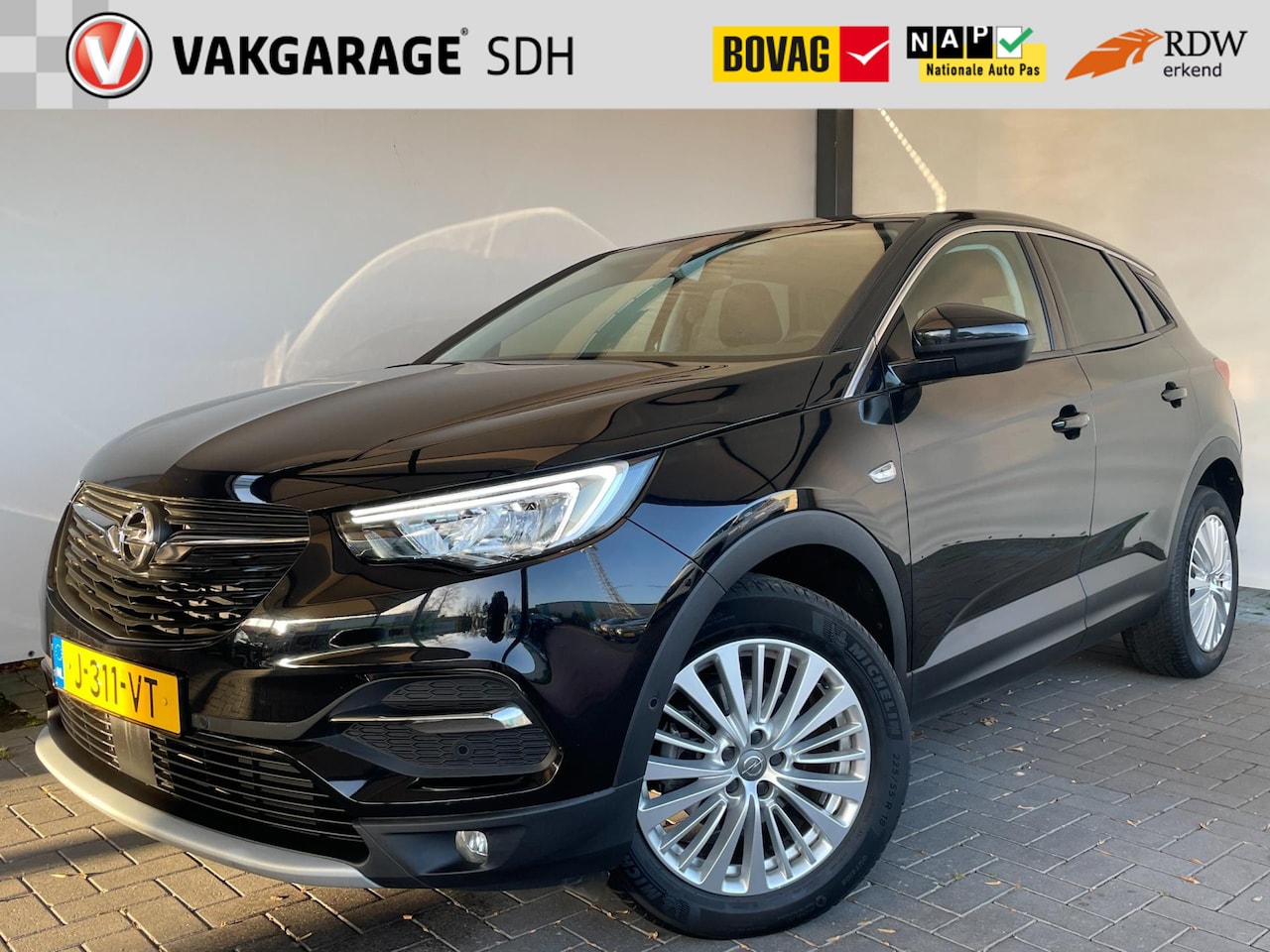 Opel Grandland X - 1.2 Turbo Innovation|NAP|Automaat|PDC - AutoWereld.nl