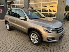 Volkswagen Tiguan - 1.4 TSI Comfortline / Camera / Cruise / Trekhaak