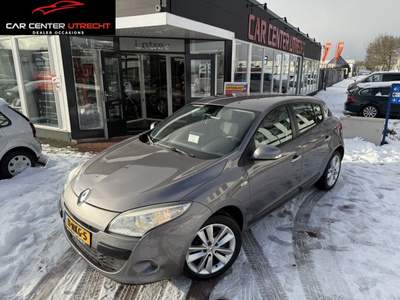 Renault Mégane - 1.6 Celsium airco trekhaak 5drs Apple Carplay - AutoWereld.nl