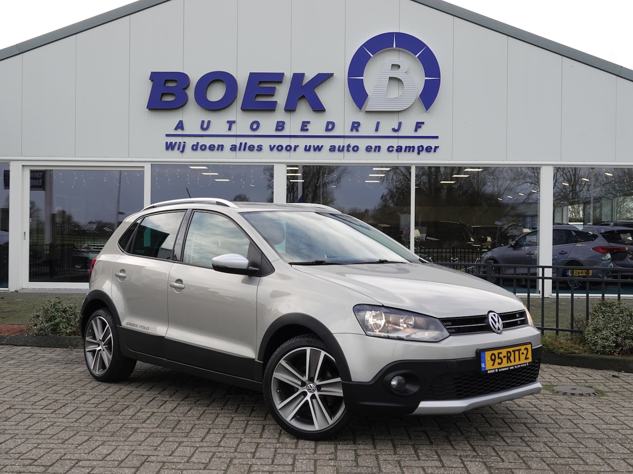 Volkswagen Polo - 1.2 TSI 105PK Cross NWE. DISTR. KETTING | AUTOM. | LMV | ECC - AutoWereld.nl
